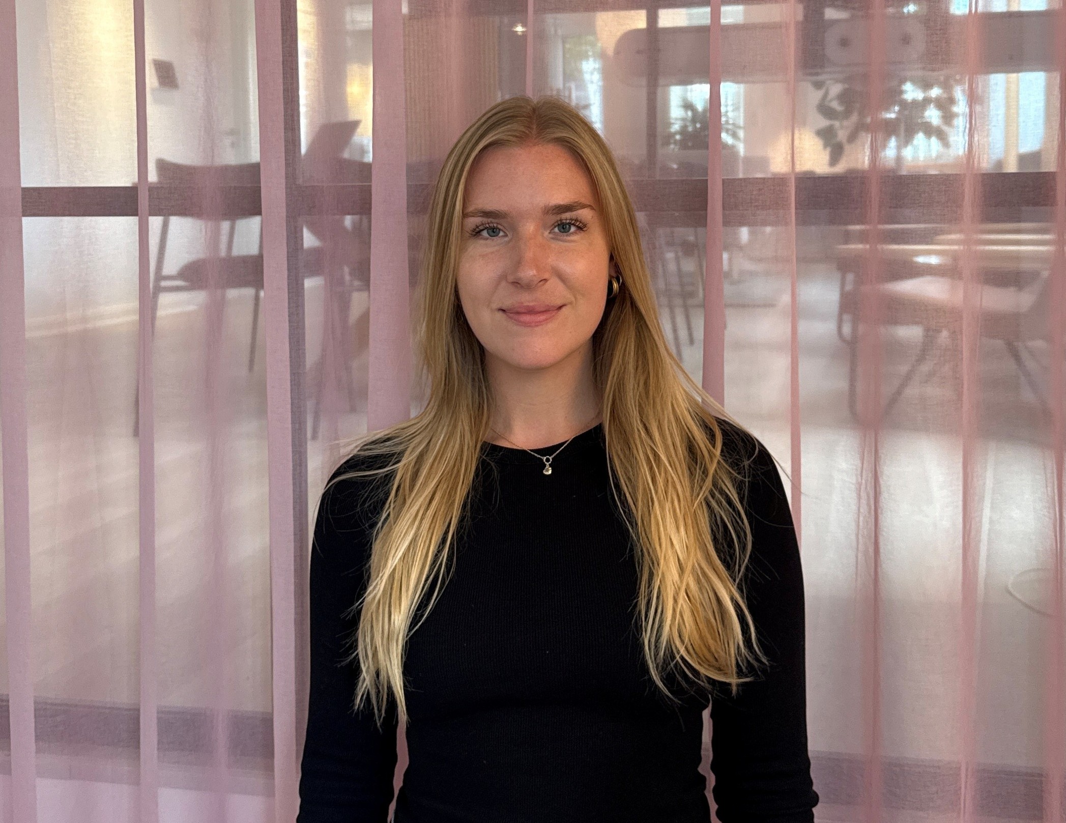 We’re excited to welcome our new Administrative Assistant, Sofie! 